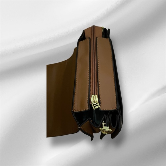 Baigefeili mini crossbody bag with guitar strap EUC - Picture 6 of 9